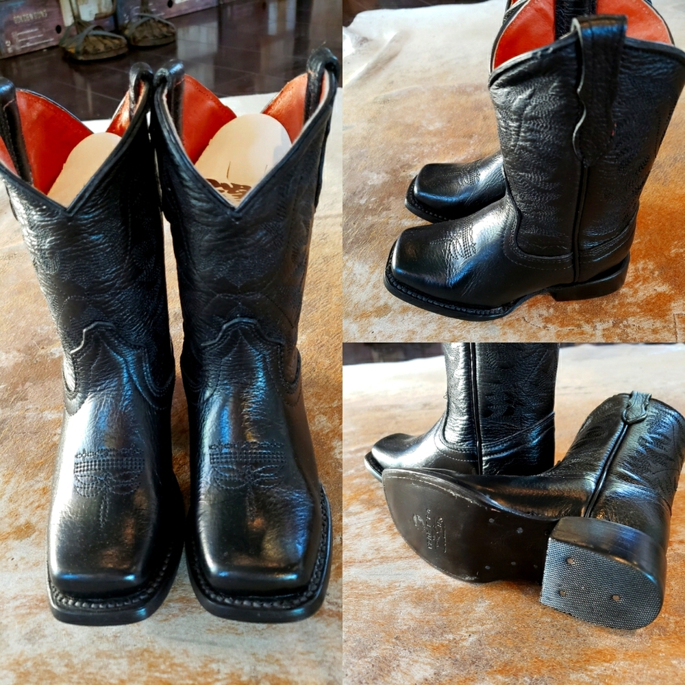 Boy leather boots